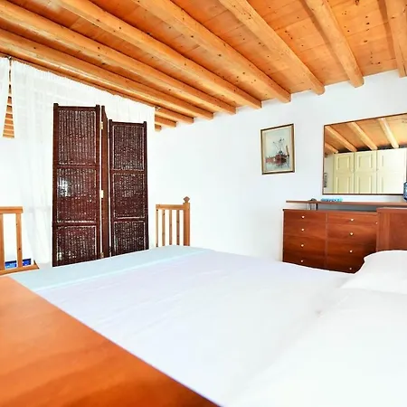 Mykonian Style Pool House 1 W Night Security Guard * Ornos (Mykonos)