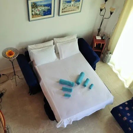 Mykonian Style Pool House 1 W Night Security Guard *